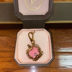 New! Never been worn! Juicy Couture Gold & Pink Velvet Crown Charm